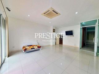 For rent and for sale 6 bed retail Space in Bang Lamung, Chonburi