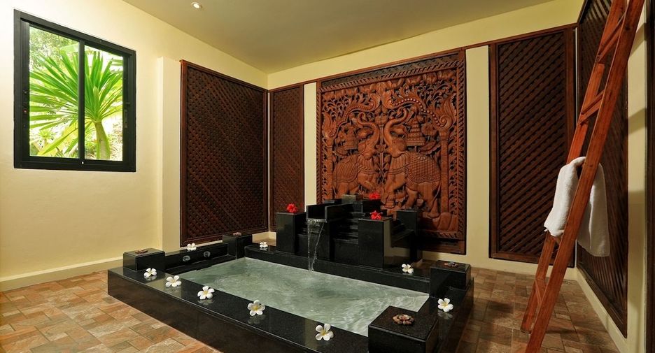 For rent 4 bed villa in Mueang Phuket, Phuket
