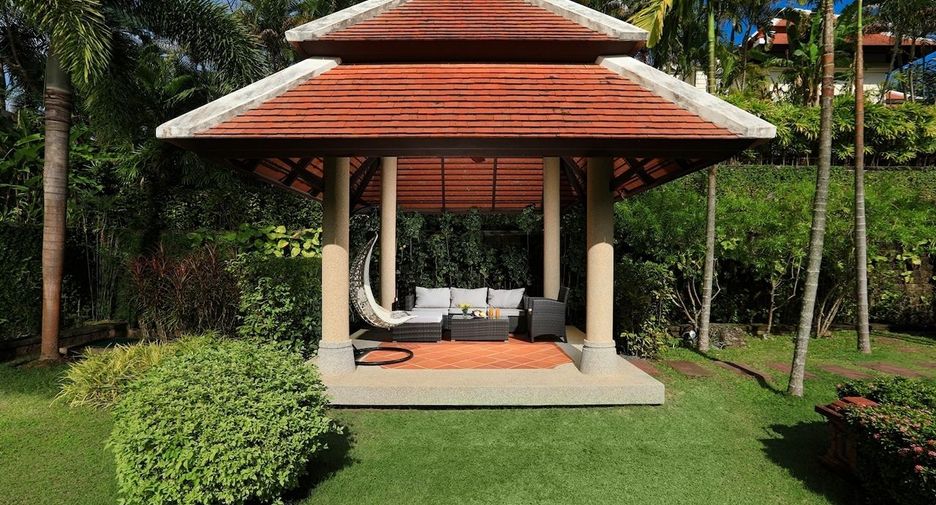 For rent 4 bed villa in Mueang Phuket, Phuket