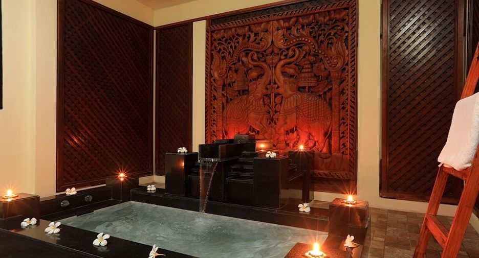 For rent 4 bed villa in Mueang Phuket, Phuket