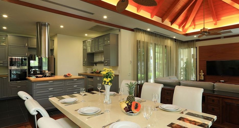 For rent 4 bed villa in Mueang Phuket, Phuket