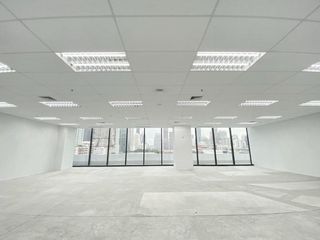 For rent 1 bed office in Watthana, Bangkok
