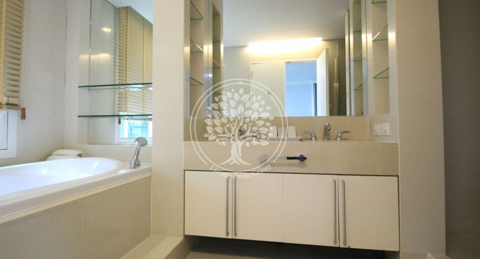 Condo en alquiler de 4 habitaciones en Pathum Wan, Bangkok