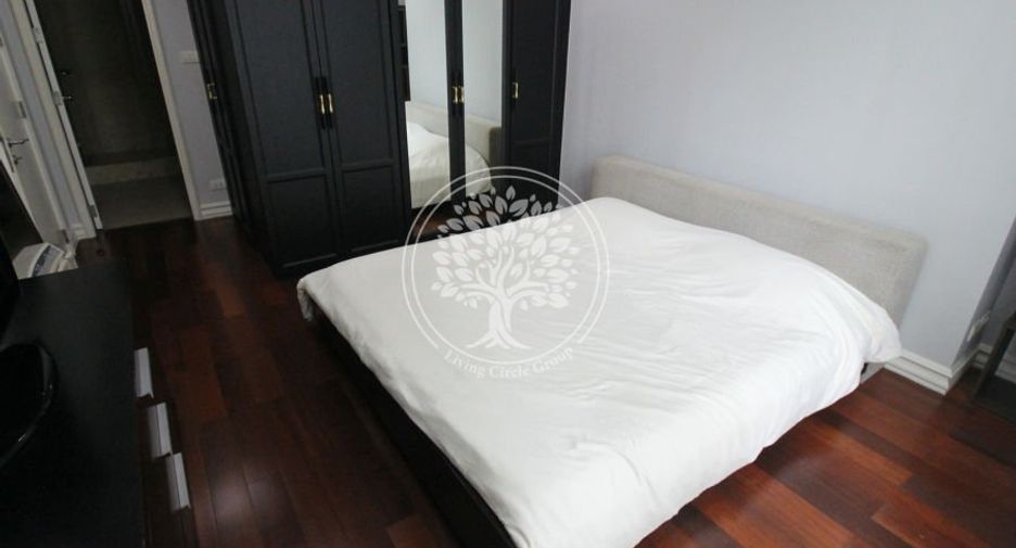 Condo en alquiler de 4 habitaciones en Pathum Wan, Bangkok