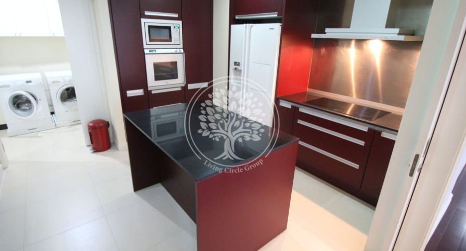 Condo en alquiler de 4 habitaciones en Pathum Wan, Bangkok