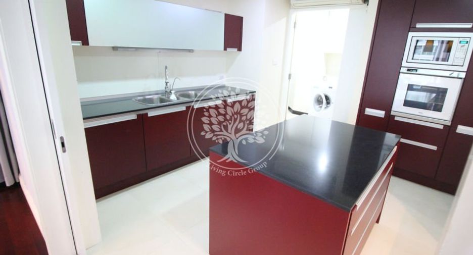 Condo en alquiler de 4 habitaciones en Pathum Wan, Bangkok