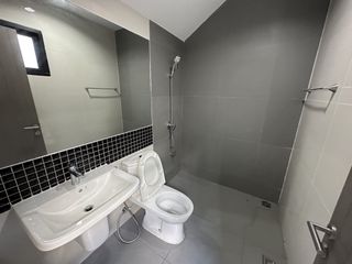 For rent and for sale 4 bed office in Phra Khanong, Bangkok