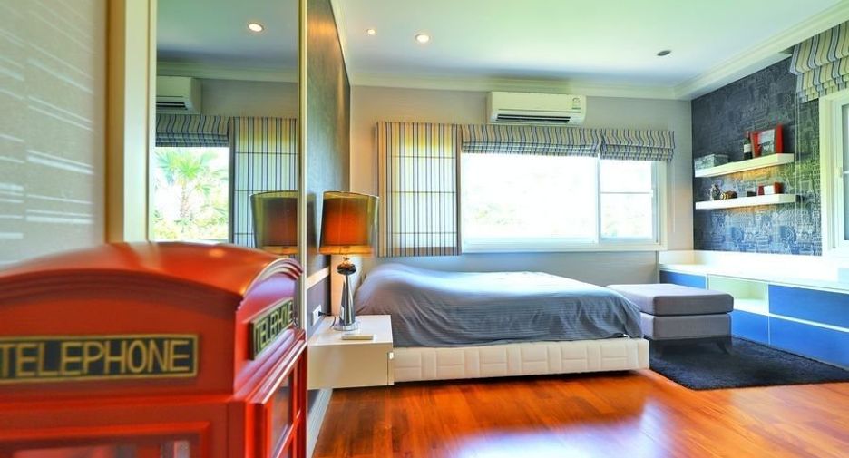 For sale 6 bedrooms house in Bang Kruai, Nonthaburi