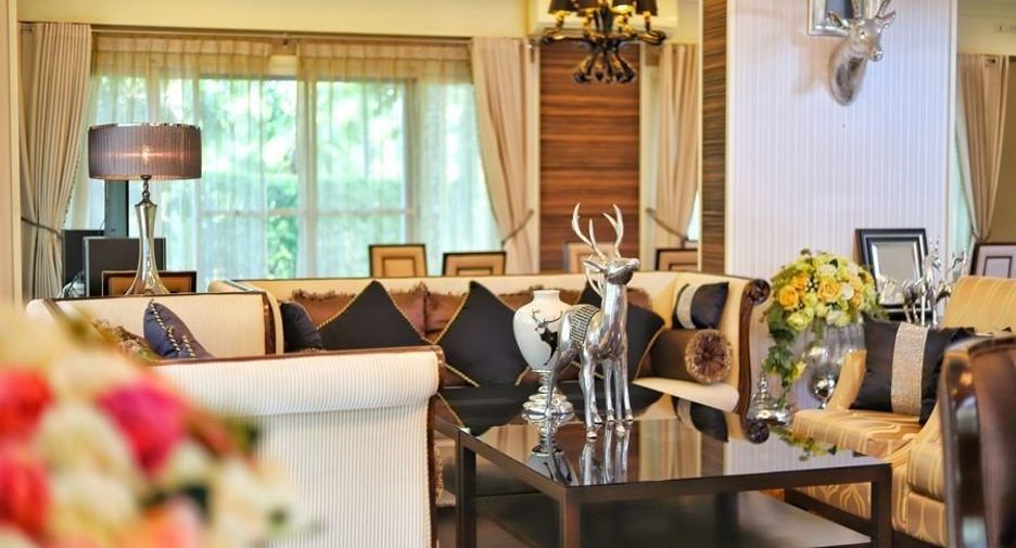 For sale 6 bedrooms house in Bang Kruai, Nonthaburi