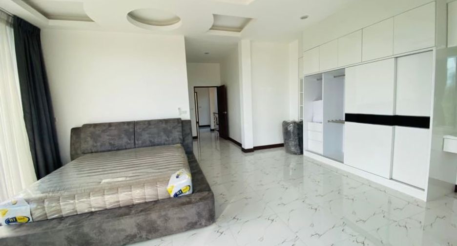 For rent and for sale 3 bedrooms house in Bang Lamung, Chonburi