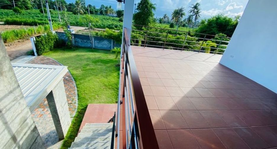 For rent and for sale 3 bedrooms house in Bang Lamung, Chonburi