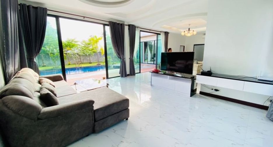 For rent and for sale 3 bedrooms house in Bang Lamung, Chonburi