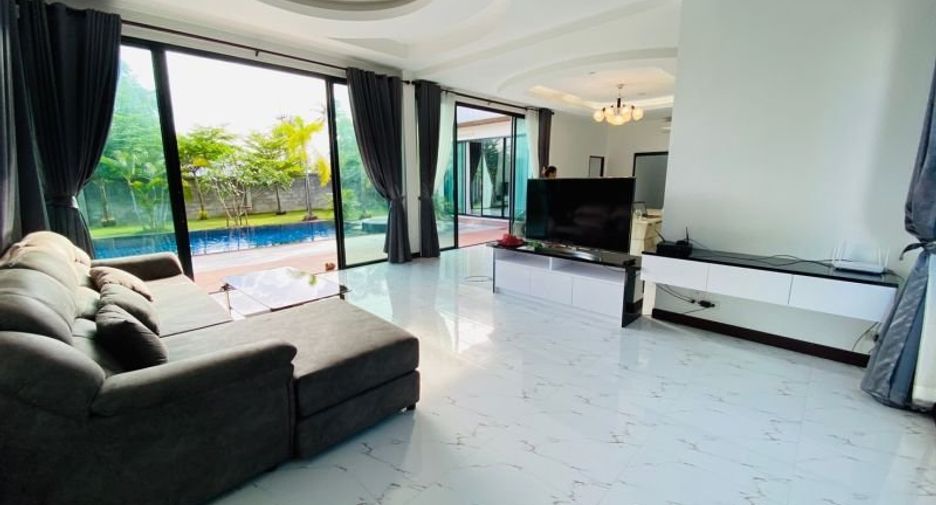 For rent and for sale 3 bedrooms house in Bang Lamung, Chonburi