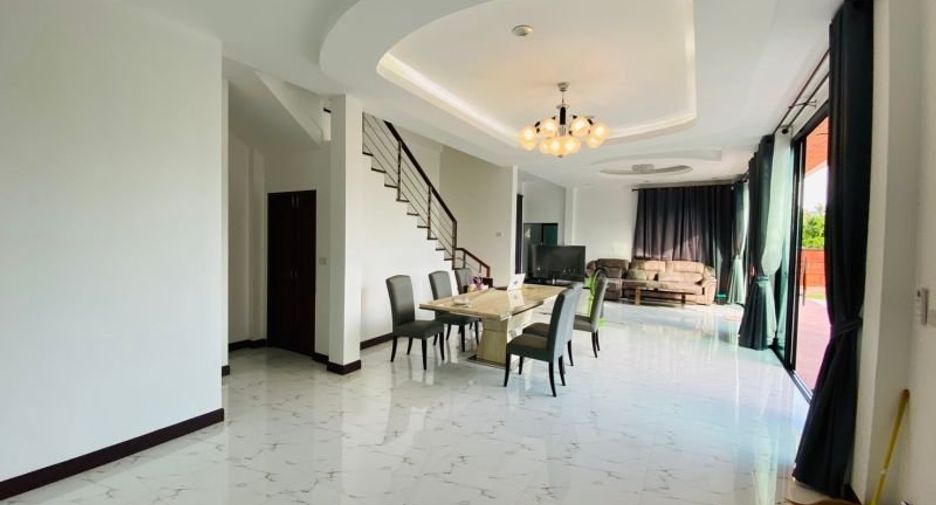 For rent and for sale 3 bedrooms house in Bang Lamung, Chonburi