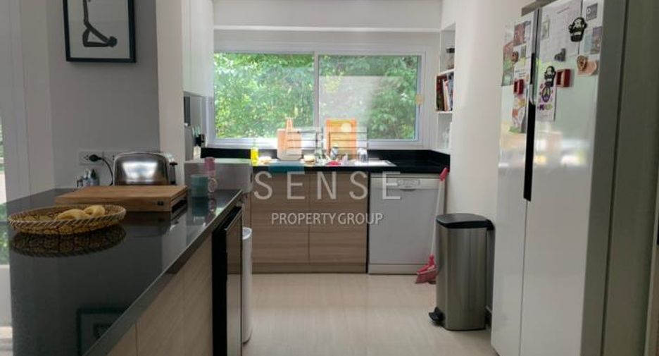 For rent 4 bedrooms condo in Bang Na, Bangkok
