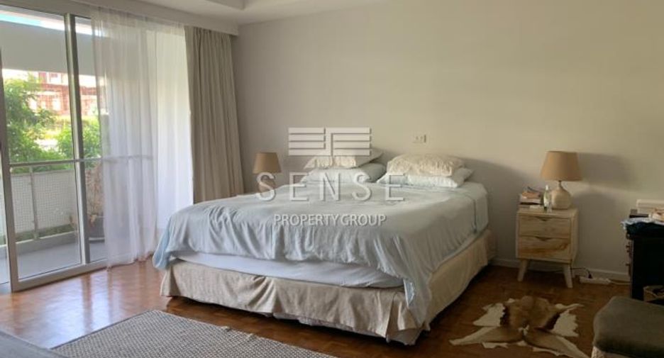 For rent 4 bedrooms condo in Bang Na, Bangkok