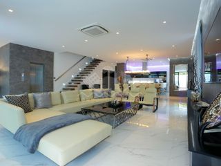 For sale 7 bed villa in Pratumnak, Pattaya