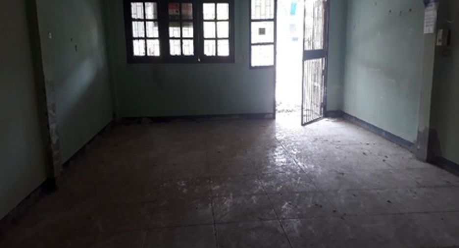 For sale 2 bedrooms townhouse in Mueang Prachuap Khiri Khan, Prachuap Khiri Khan