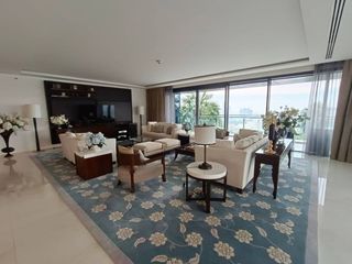 For rent and for sale 4 bedrooms condo in Pathum Wan, Bangkok