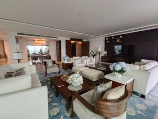 For rent and for sale 4 bedrooms condo in Pathum Wan, Bangkok