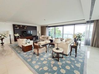 For rent and for sale 4 bedrooms condo in Pathum Wan, Bangkok