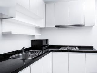 For rent 3 bed condo in Huai Khwang, Bangkok