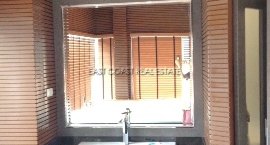 Продажа 2 спальни дом в Саттахип, Чонбури