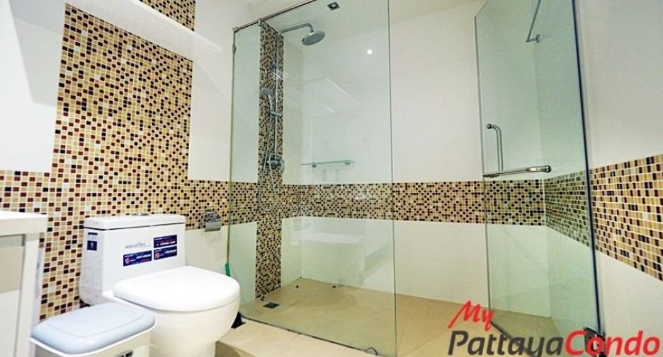 For rent 3 bedrooms condo in Bang Lamung, Chonburi