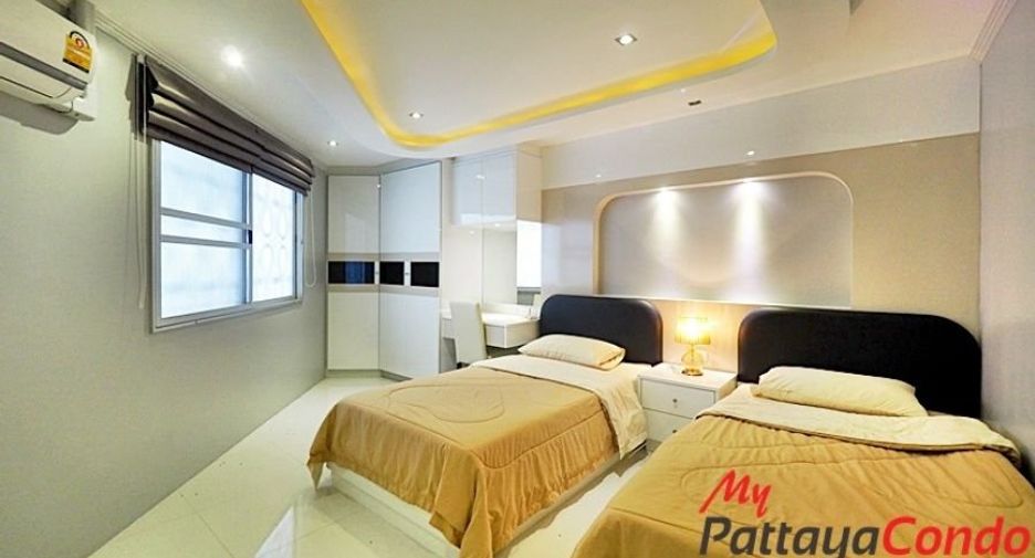 For rent 3 bedrooms condo in Bang Lamung, Chonburi