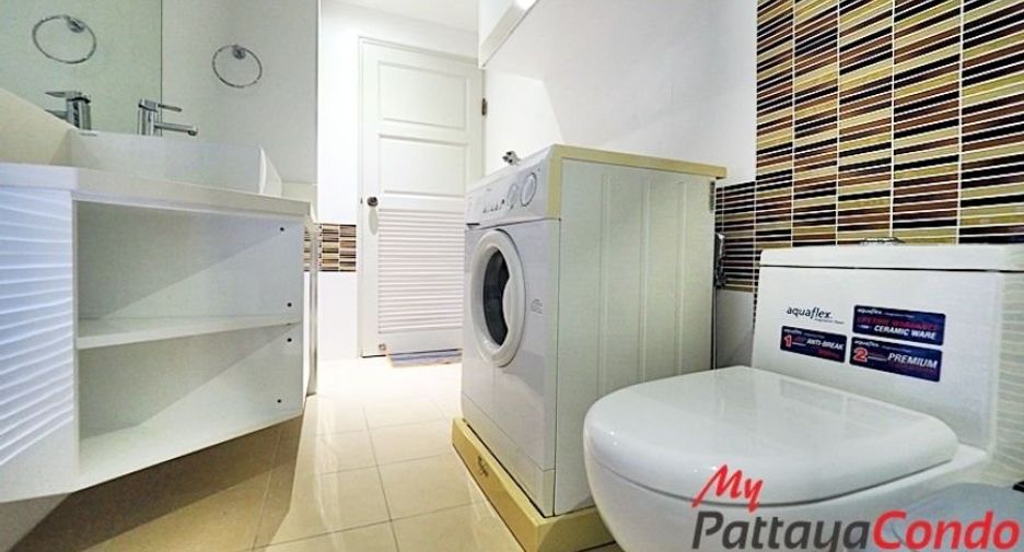 For rent 3 bedrooms condo in Bang Lamung, Chonburi