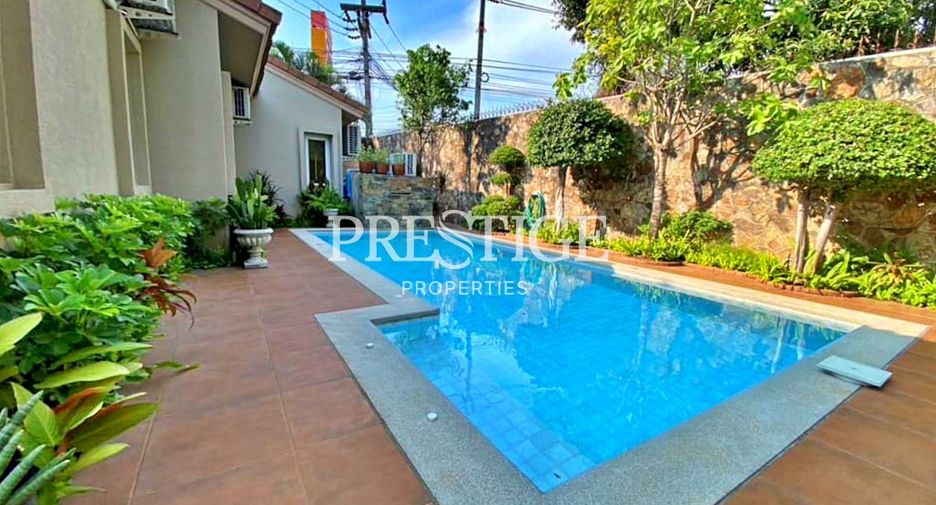 For sale 3 ベッドルーム house in Bang Lamung, Chonburi