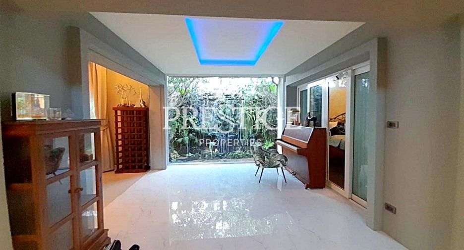 For sale 3 ベッドルーム house in Bang Lamung, Chonburi