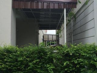 For sale 3 Beds house in Saphan Sung, Bangkok