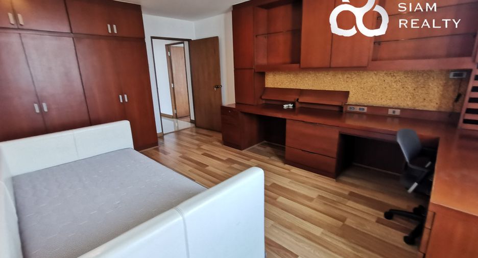Wohnung zur Miete mit 3 Zimmer in Watthana, Bangkok