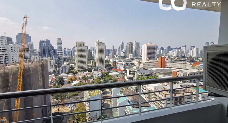 Wohnung zur Miete mit 3 Zimmer in Watthana, Bangkok