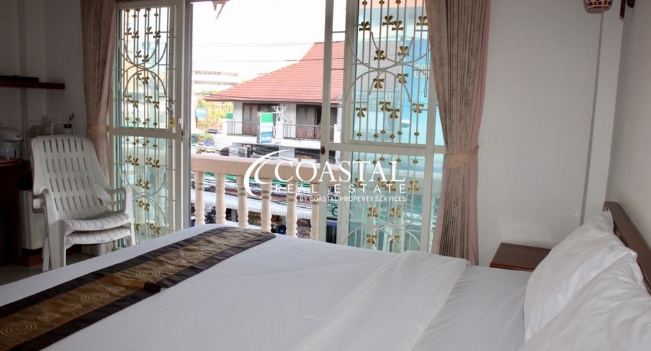 For sale 12 bed retail Space in Pratumnak, Pattaya