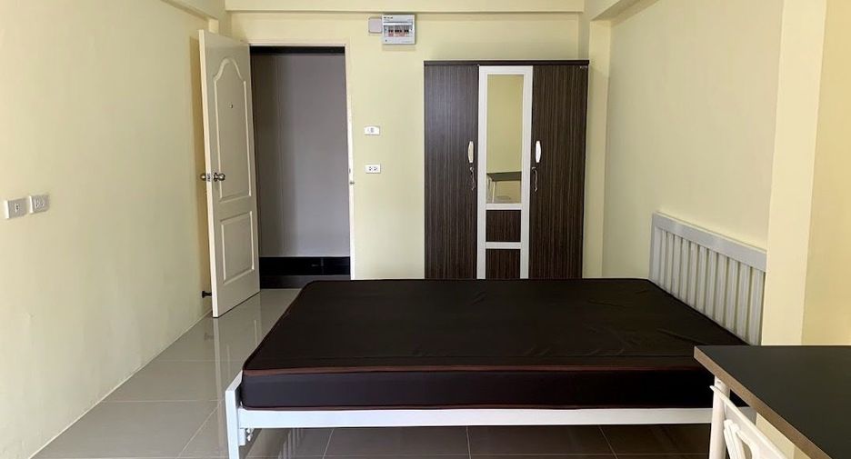 For sale 100 bed apartment in Bang Phlat, Bangkok