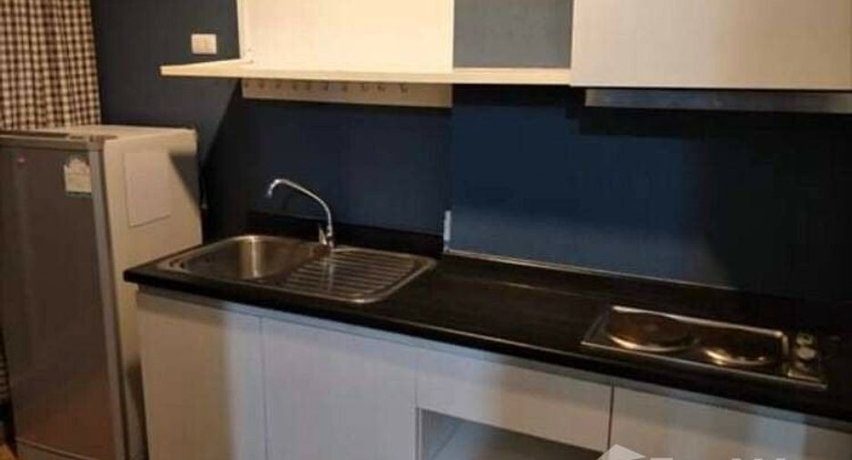 For sale 1 bed condo in Khlong Toei, Bangkok