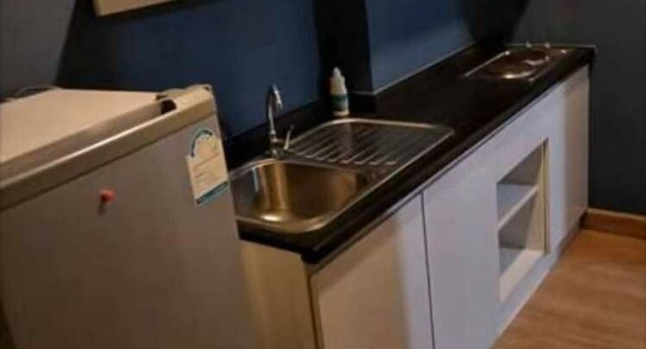 For sale 1 bed condo in Khlong Toei, Bangkok