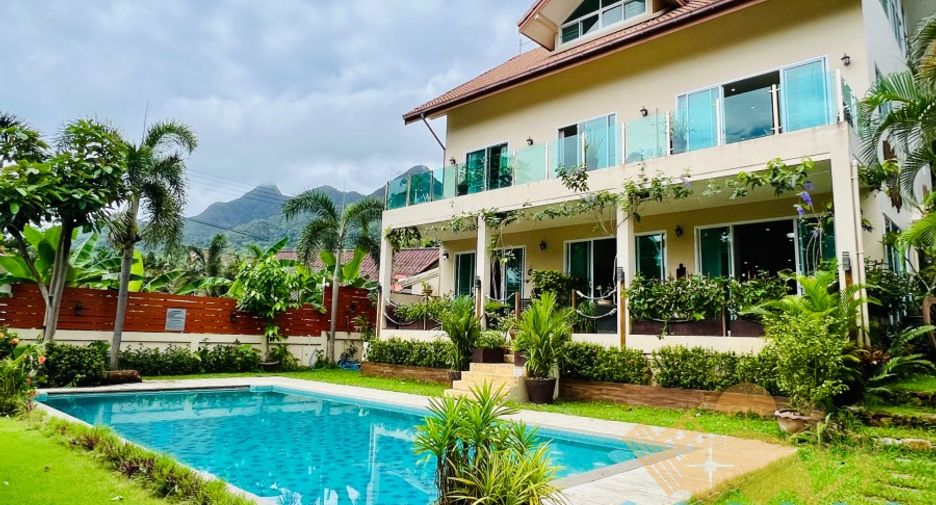 For sale 7 bed villa in Ko Chang, Trat