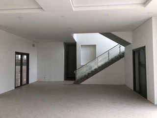For rent and for sale warehouse in Mueang Samut Prakan, Samut Prakan