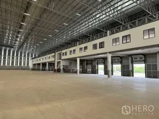 Аренда и продажа склад в Mueang Samut Prakan, Самутпракан