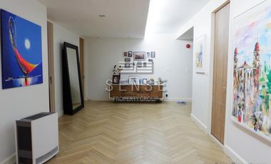 For rent 3 Beds condo in Khlong Toei, Bangkok