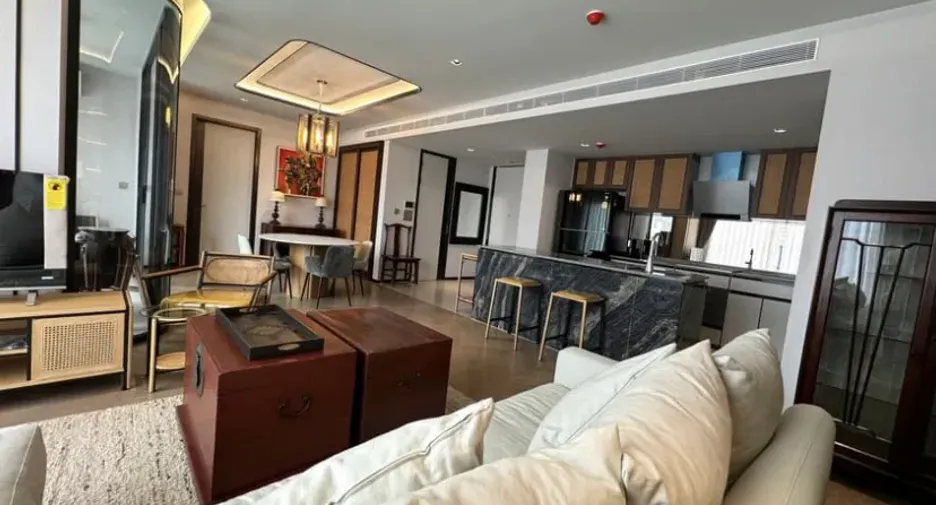 For rent 2 bed condo in Watthana, Bangkok