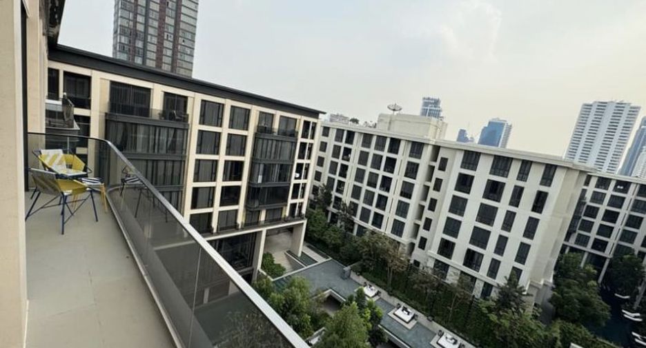 For rent 2 bed condo in Watthana, Bangkok