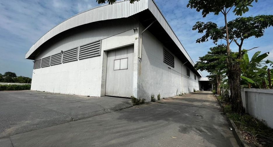 For sale and for rent warehouse in Lam Luk Ka, Pathum Thani