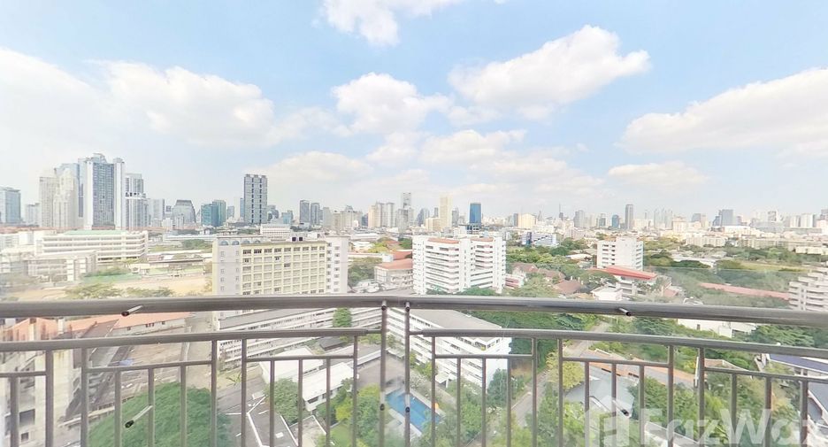 For rent 3 bed condo in Sathon, Bangkok