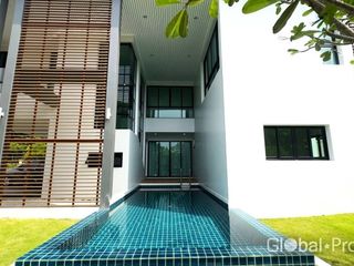 ขาย 4 ห้องนอน บ้านเดี่ยว ใน นาจอมเทียน, พัทยา