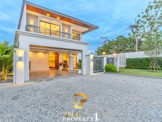 For sale 3 bedrooms villa in Bang Lamung, Chonburi