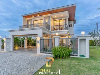 For sale 3 bedrooms villa in Bang Lamung, Chonburi